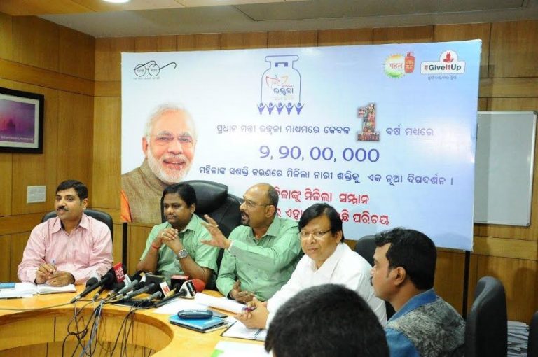 10.89 lakh LPG connections for BPL women in Odisha: IOCL