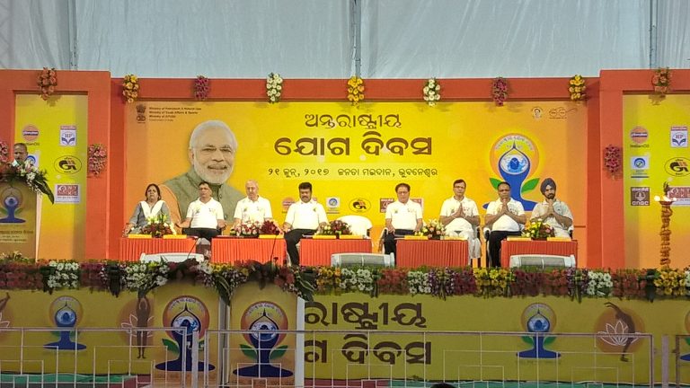 Over 10,000 people perform yoga in state capital