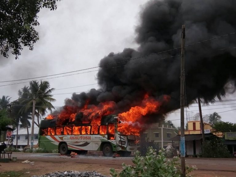 Three buses torched after two killed in accident