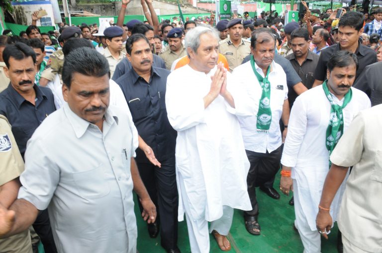 CM lambasts Centre for discriminatory attitude towards Odisha