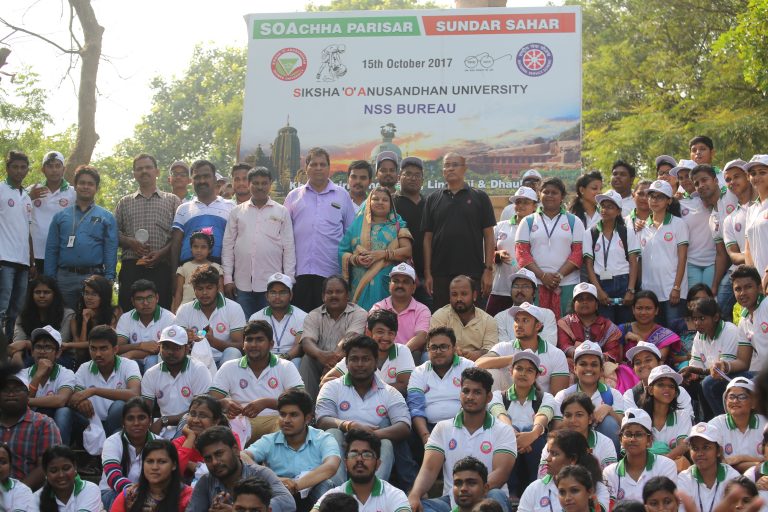 Cleaning Drive at Heritage Sites In City