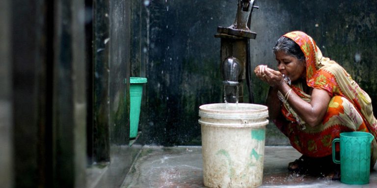 AAP Members Create Ruckus At Balangir PH Office Over Water Scarcity