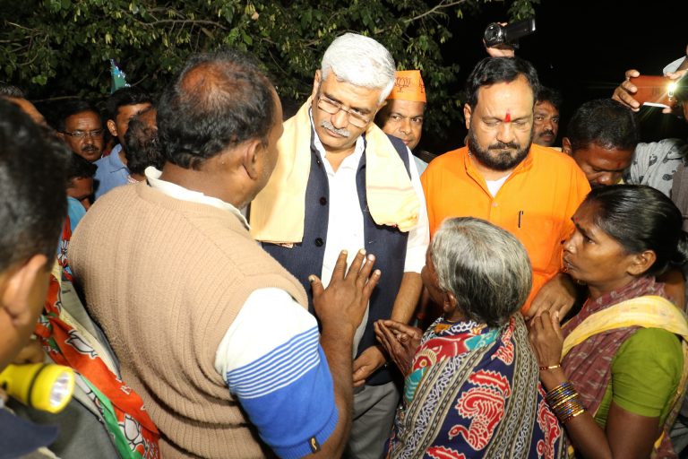 Union Agri Minister meets Brunda Sahu’s kin, assures help