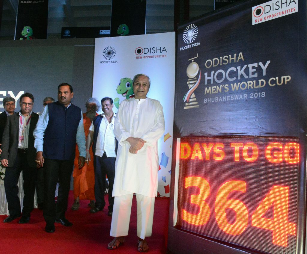 Chief Minister Naveen Patnaik launching the countdown of Odisha Men’s Hockey World Cup at Kalinga Stadium in Bhubaneswar