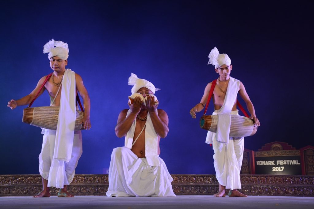 Bimbabati Devi and her group from Manipur perform at Konark Festival at Konark