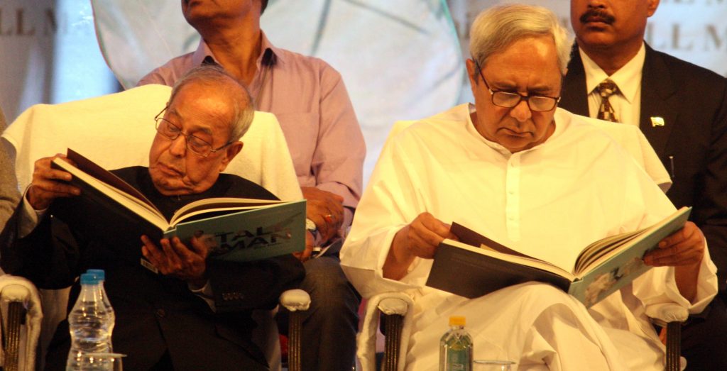 Pranab Mukherjee with Naveen Patnaik at 'The Tall Man Biju Pattnaik' book launch. Photograph: Ashok Panda