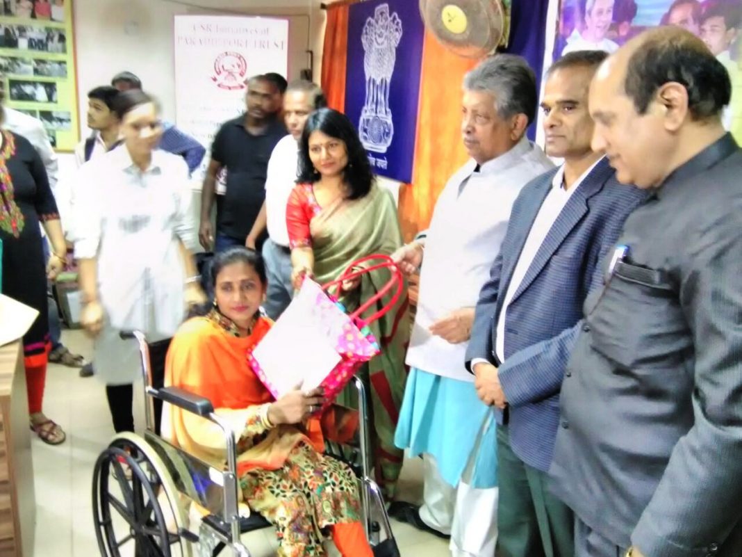 blind and disabled students given laptops