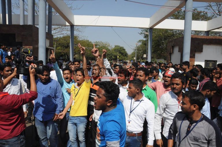 Utkal Varsity Students Demand Power Restoration, Lock Main Gate