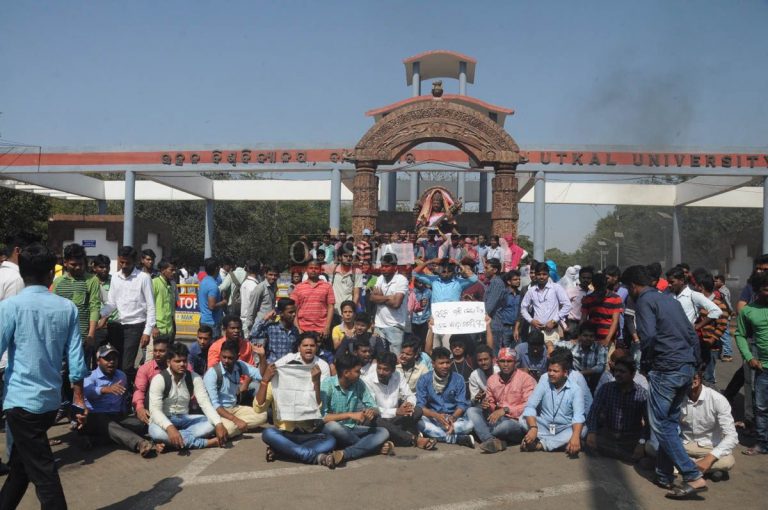 UTKAL UNIVERSITY protest RD women's 2nd campus