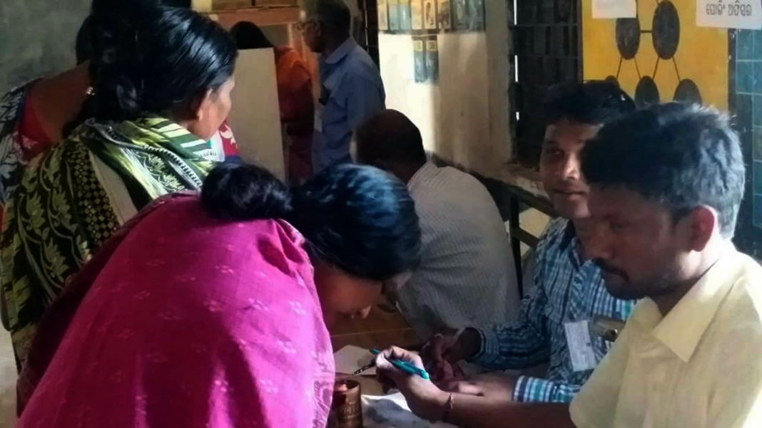 People thronging polling booths to vote for the Bijepur assembly bypoll on Saturday. Photo: OB