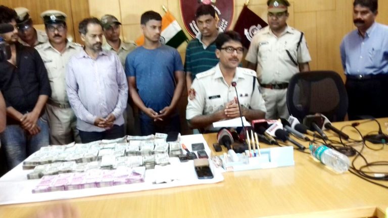 Complainant Found To Be Culprit In Loot Case, Arrested