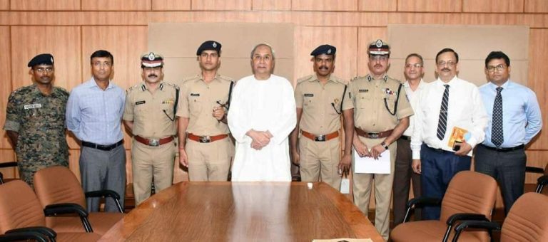 Anti-Maoist Ops: CM Announces Rs 10L Cash Award Each For Balangir, Kandhamal Police