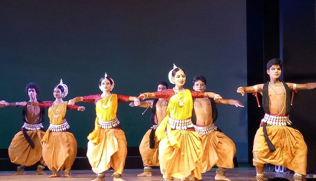 Nrutyambada’ of Odisha Dance Academy at Rabindra Mandap bhubaneswar