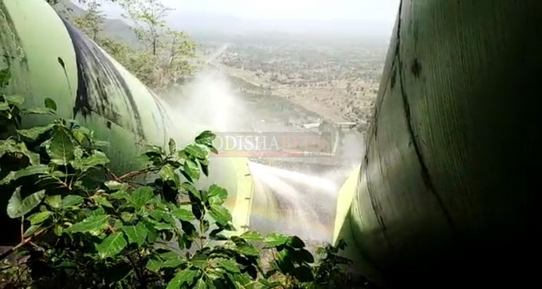 Repair Of Tunnel Underway To Stop Leakage Of Indravati Water