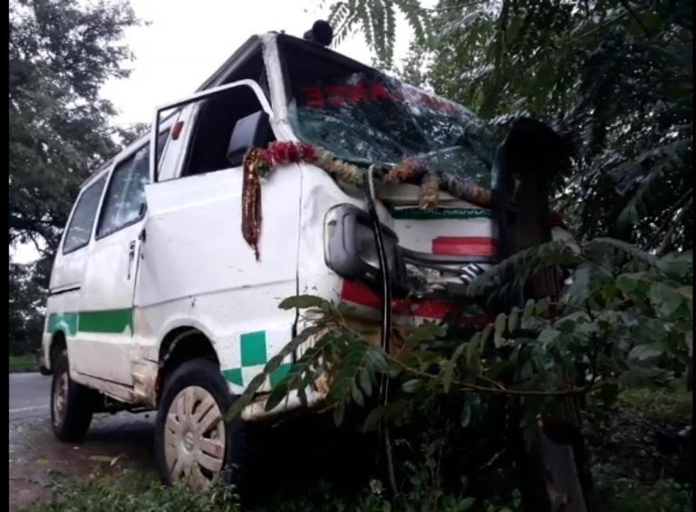 Couple Critical In Ambulance-Bike Collision In Malkangiri