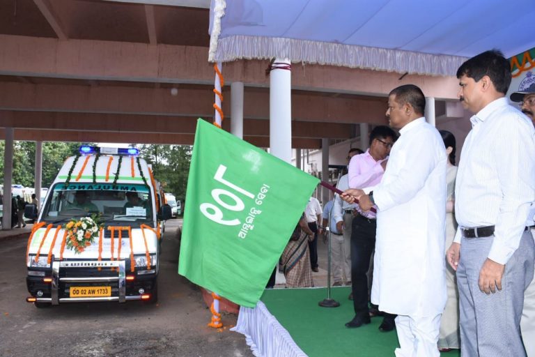 Health Minister Flags Off 26 New ‘108’ Ambulances In Bhubaneswar