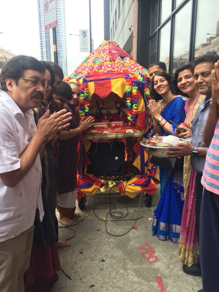 Cultural Activities Add Zing To Rath Yatra Celebrations In California & Chicago