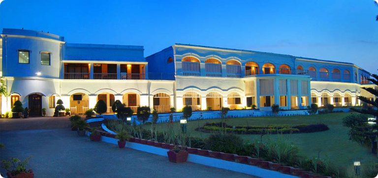 IRCTC Hotel Scam: Lalu, Wife & Son Summoned As Accused