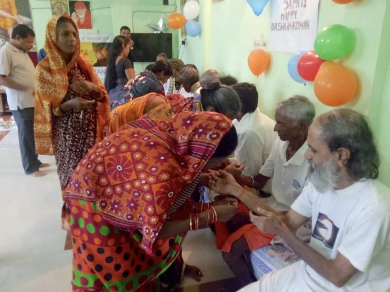 Unique Raksha Bandhan Celebration At Old Age Home In Odisha Capital