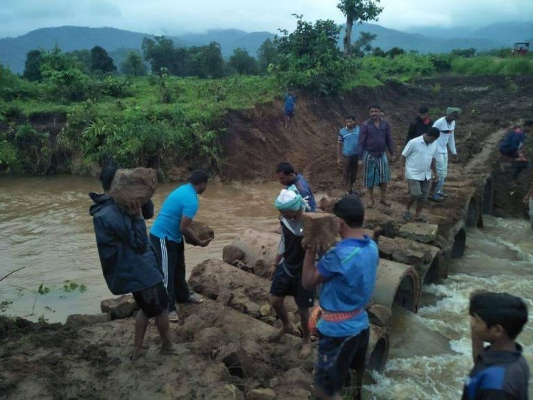 Chitrakonda MLA Reaches Out To Flood Ravaged Malkangiri