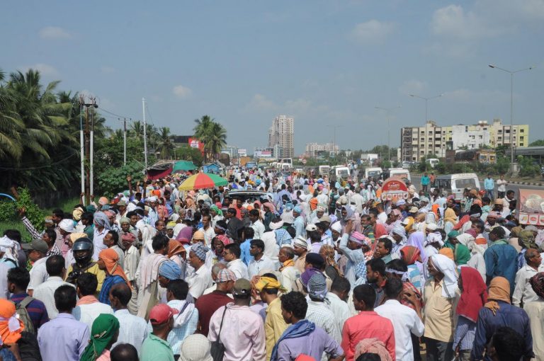 Police Block Entry Of NNKS Activists To Bhubaneswar