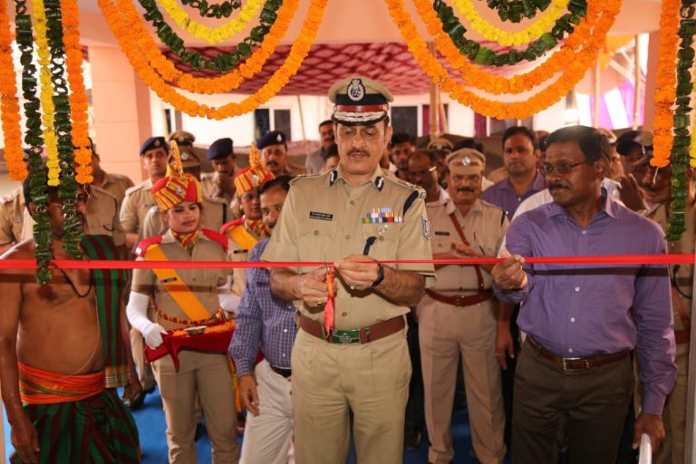 DGP Inaugurates Transit Hostel, 100 Men Barrack In Cuttack