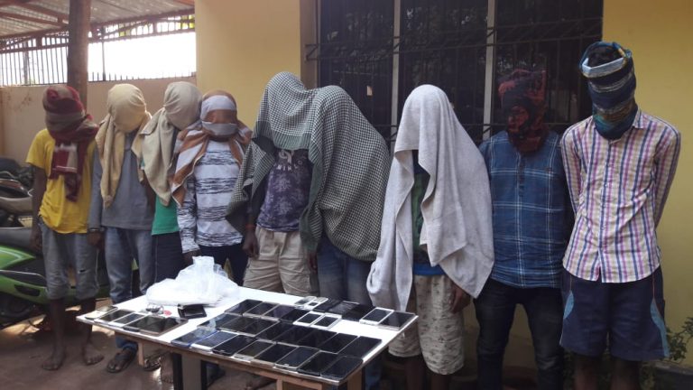 9 Snatchers Arrested, 35 Mobile Phones Seized In Odisha Capital