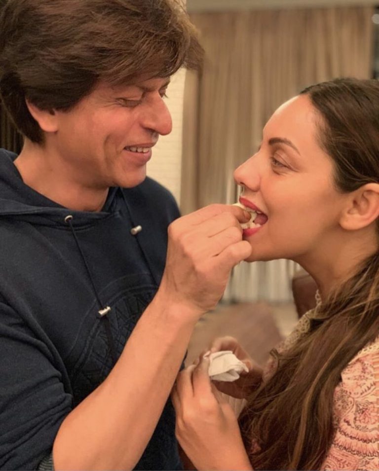 Know How SRK Plans To Celebrate 53rd Chapter Of His Life!