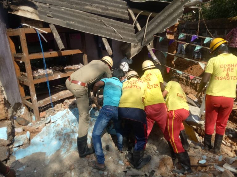 Three Labourers Injured In Wall Collapse In Bhubaneswar