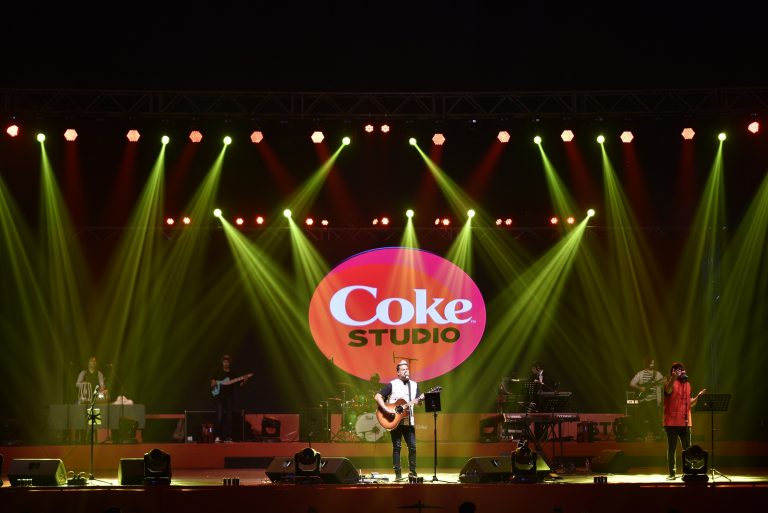 City Dwellers In The Grip Of .FEST Frenzy