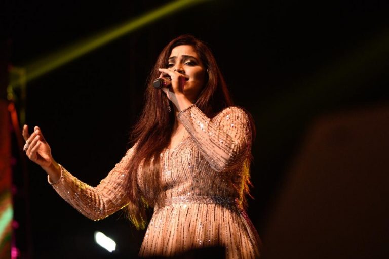 Shreya Ghoshal At .FEST: Jaadu & Nasha Linger On