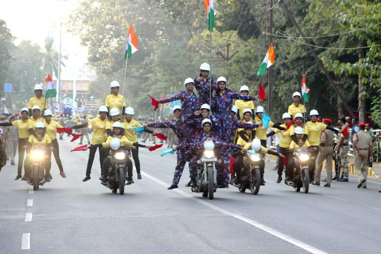 Gusty Girls Steal The Thunder With BrahMos, Rafale Formations On R-Day In City