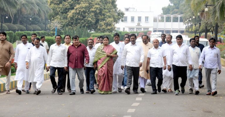 BJD MLAs Slam Centre For Neglecting Odisha, Submit Memo To Prez