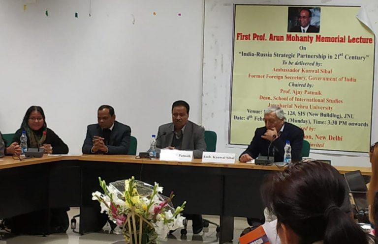 Ex-Foreign Sect Bats For Cementing Bilateral Ties With Russia