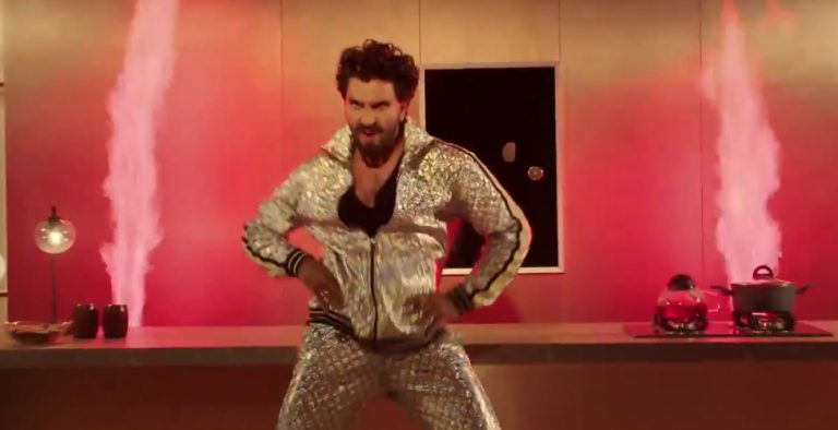 Ranveer Singh Calls Redmi Note 7 ‘Sexy’