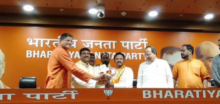 Ex-Nabarangpur BJD MP Balabhadra Majhi Joins BJP