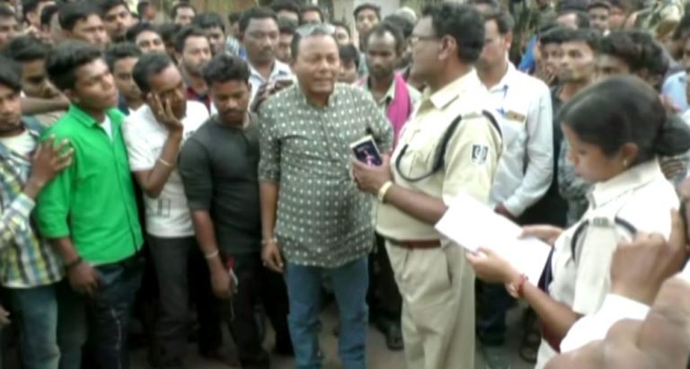 Cop Suspended For Thrashing Stolen Baby’s Father In Patnagarh