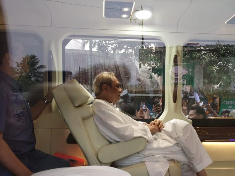 Naveen Reaches Out To Voters Through Hi-Tech Bus