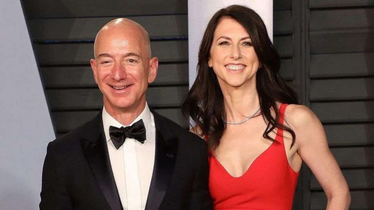Amazon Founder Jeff Bezos Parts Ways With Wife, Divorce Settlement for $35 Billion