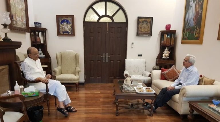 Read How Shaktikanta Das Quelled Speculation On Arun Jaitley’s Health