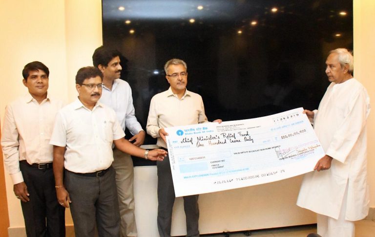 OMC Contributes Rs 100 Crore To CMRF For Fani Relief
