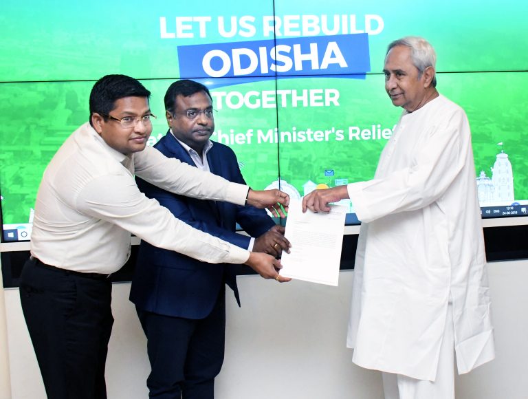 Shapoorji Pallonji Contributes Rs 51 Lakh To CMRF