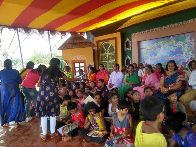 Patrapada Marks Mother Earth’s Rejuvenation, Raja, With Orphanage Girls