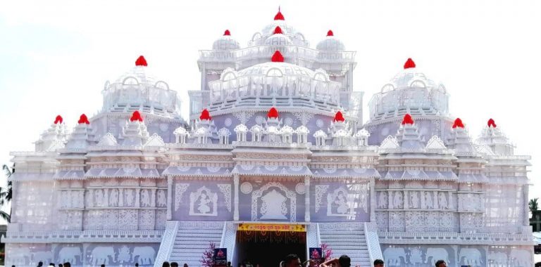 Bhubaneswar Makes A Beeline For ‘Akshardham Temple’ At Baramunda