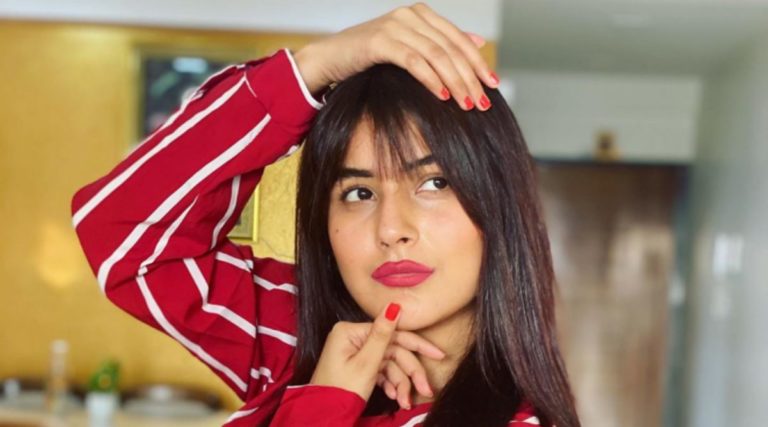 BB13 Contestant Shehnaaz Gill’s Father Booked For Raping Woman At Gunpoint