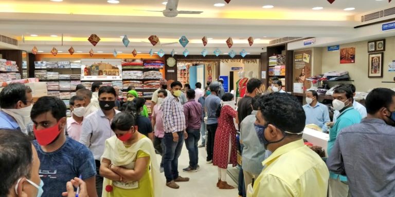 COVID Norms Violated: Leading Saree Store in Bhubaneswar’s Janpath Closed