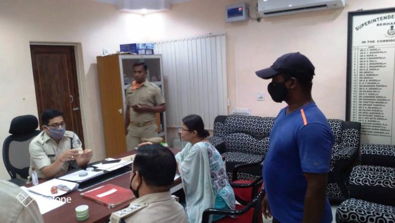 A Young Advocate’s Honest Gesture Wins Hearts In Berhampur