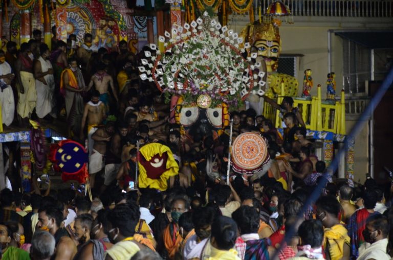 Puri Rath Yatra: Deities Taken To Adapa Mandap Of Gundicha Temple
