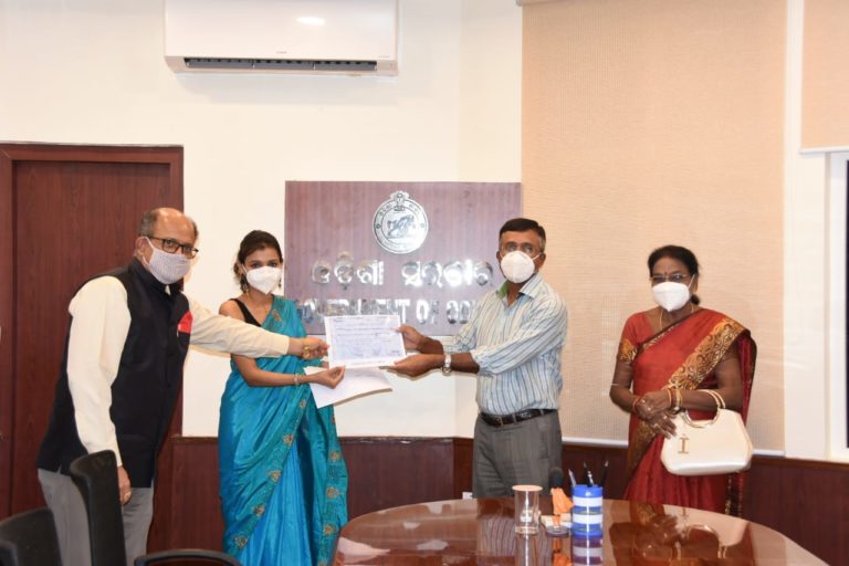 COVID-19: Odia Society Of UK Contributes Rs 7.33 Lakh To CM’s Relief Fund