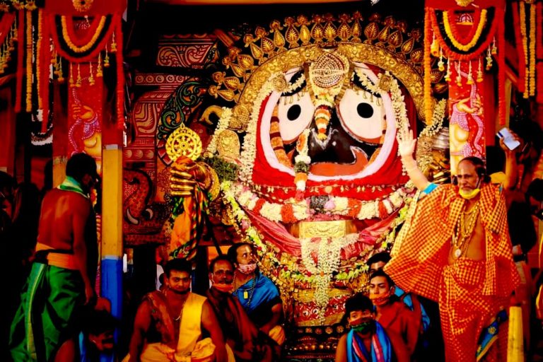 Suna Besha Of Lords Begins In Puri